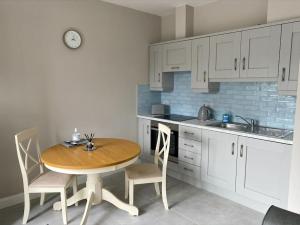 Erne Getaway No.6 Brand new 1 bed apartment - Unrated properties in Enniskillen