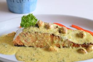 Puerto Blanco Marina & Hotel