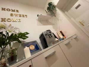 HOME SWEET HOME Inizio di Spacca Napoli