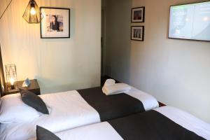 Hotels Logis Hotel Restaurant Des Acacias Lille Tourcoing : Chambre Lits Jumeaux