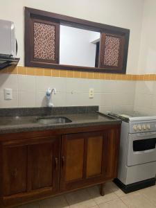 Apartamento Pimenta Rosa, 400m do mar, rua principal