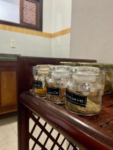 Apartamento Pimenta Rosa, 400m do mar, rua principal