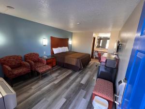 Standard Single Room room in Briarwood Inn