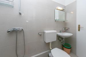 Apartments by the sea Zivogosce - Porat, Makarska - 20097