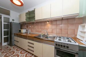 Apartments by the sea Zivogosce - Porat, Makarska - 20097