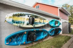 Sandusky Bay Hot Tub, Gym, Patio, Games, Recreation Watercraft, Waterside Home, check it out! - Tiffin