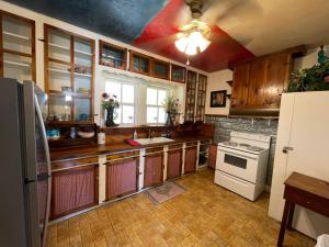 Carriage Inn - Cottage