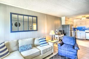 Walk to Ocean Myrtle Beach Condo with Balcony!