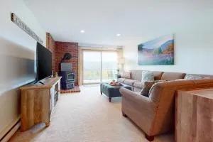 Eagle Ridge Escape - Intervale