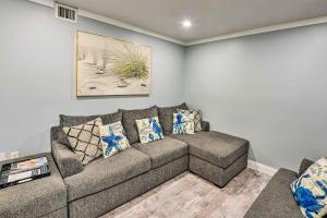 Walk to Ocean Condo with Community Perks on HHI