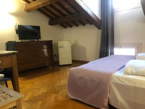 Double Room with Private External Bathroom