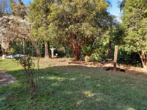 Casa de campo serrana, alegre e com piscina