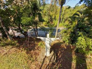 Casa de campo serrana, alegre e com piscina