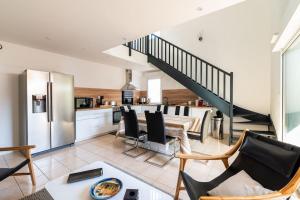 Villas Ravissante maison 3* avec jacuzzi proche lac : photos des chambres