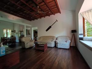 Anandam Stays - Premium 3BHK plush homestay, Vaikom near Kumarakom