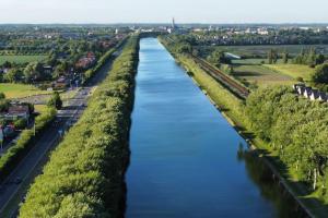 Volledig gerenoveerde luxe gastsuite met ontbijt