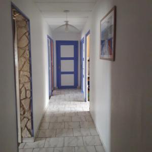 Sejours chez l'habitant Chambre meublee au coeur de ville - chez l'habitant : Chambre Double