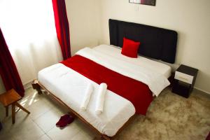 Rorot 2 bdrm stay located Annex, home away