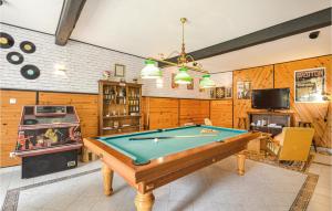 Stunning Apartment In La Coquille