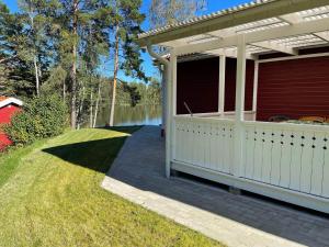 6 person holiday home in BRUZAHOLM-By Traum