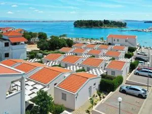 Apartment Dalmatia in Preko with swimming pool - Preko