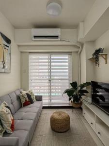 Happirest Cozy Crib (2-Bedroom with Balcony) - Lumiere Residences, Pasig City