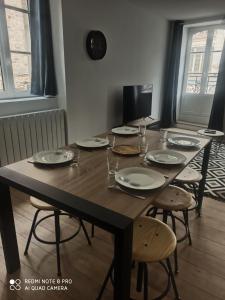 Appartements Triplex 110 m2 centre historique avec jacuzzi DINAN : photos des chambres