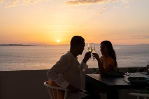 Yalos mykonos 3 bedroom Luxury home in Mykonos Town with Sea & Sunset view