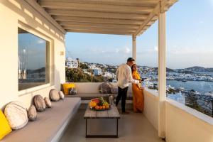 Yalos mykonos 3 bedroom Luxury home in Mykonos Town with Sea & Sunset view