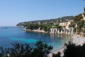 Appartements 2P neuf au coeur de St Jean Cap Ferrat + parking ! : photos des chambres