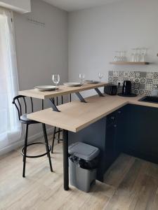 Appartement rénové près république