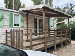 Campings Mobilhome 8 personnes camping « La Carabasse » : photos des chambres