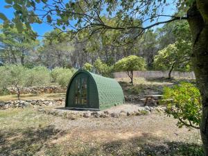 Appartements Le mas Louga : Cottage - Vue sur Jardin