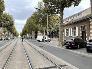 Maisons de vacances Agreable maison de ville dans la plus belle Avenue : photos des chambres