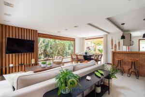 Bz15 Linda casa 4 Suítes - Condomínio Clube