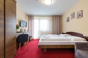 Standard Double Room with Balcony room in Hotel Post Fusch