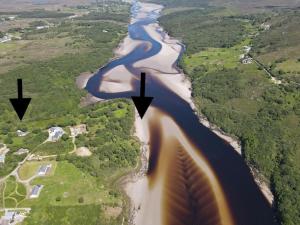John the mills cottage spaHot tub private beach