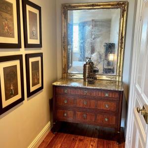 B&B / Chambres d'hotes Maison Loire : Chambre Lit Queen-Size - Vue sur Jardin
