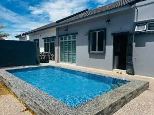 Villa Pool Kepala Batas - Kampong Hilir