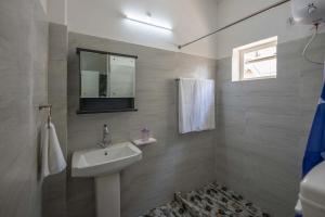 StayVista at Pines & Spruce - Exclusive getaway