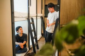 unito light SHIMBASHI