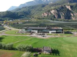 The Lodge Sporthotel - Golfclub Eppan - Predonico