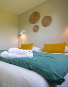 Hotels Logis Hotel Bellaroc : photos des chambres