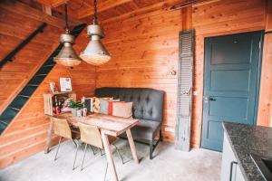 CRASHNSTAY - The Silo Bungalow