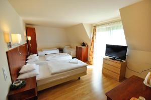 Standard Quadruple Room room in Petrény Borpanzió