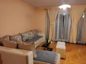 Topla porodicna kuca - Andrijevica