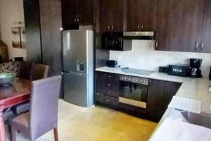 Bee-Eater Cottage, DaGama Dam