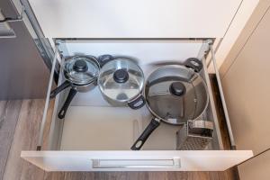 Stylish Latvian Classic 1-Bedroom Apartment Near City Center, Parks & Public Transport Links