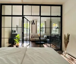 Ferienwohnungen an der Salvatorkirche - Exklusiv-Apartments mit Terrasse - Ahorn