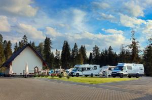 Camp Gorący Potok parcele kamperowe